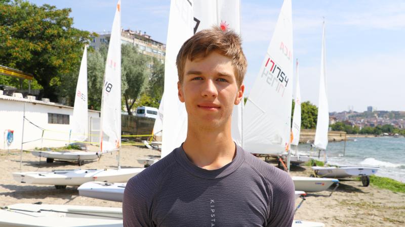 Ukraynalı savaş mağduru milli sporcu Türkiye’de yeni umutlara yelken açıyor