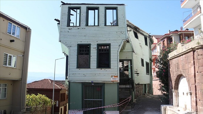 Kocaeli’de yangında hasar gören tarihi Kortel Konağı restore ediliyor