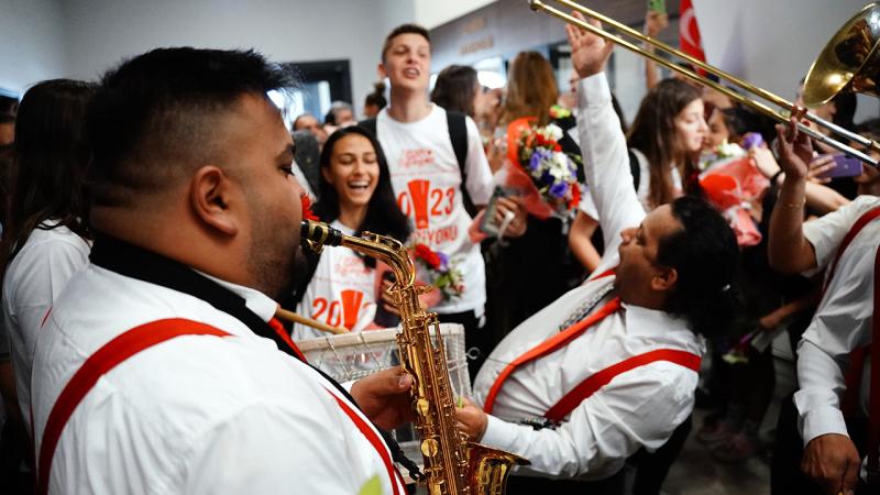 Filenin Sultanları sultanlar gibi karşılandı