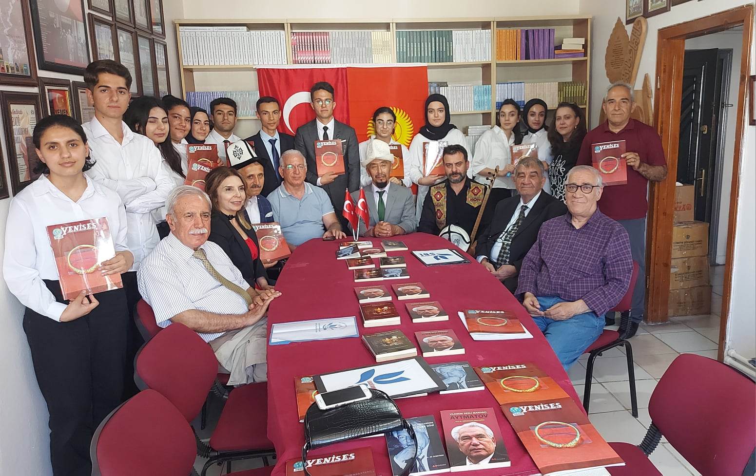 Cengiz Aytmatov Doğumunun 95. Yılında Manas Yayıncılık’ta Anıldı(Özel Haber)