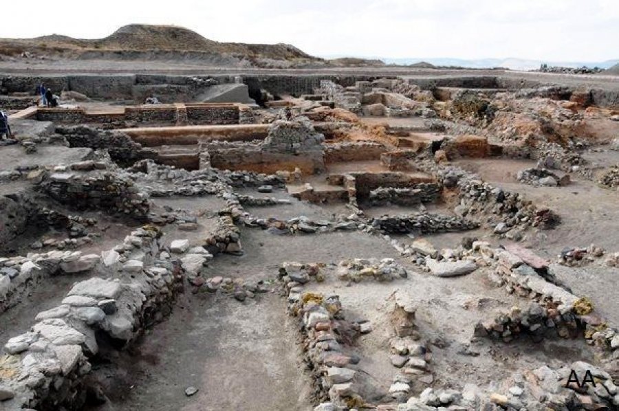 Hacılar Höyüğü