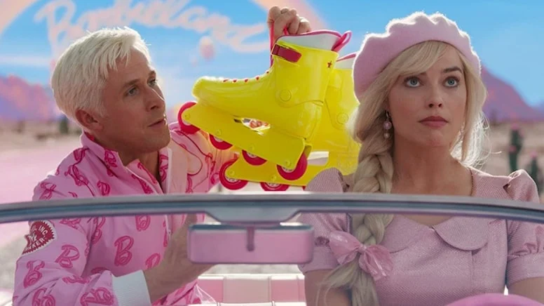 Barbie, Kara Şövalye’nin 15 yıllık gişe rekorunu kırdı