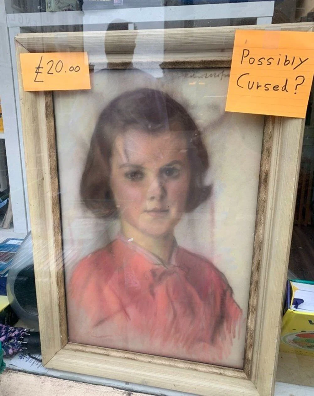 Lanetli resim: Bu resmi alan hemen kurtulmak istiyor