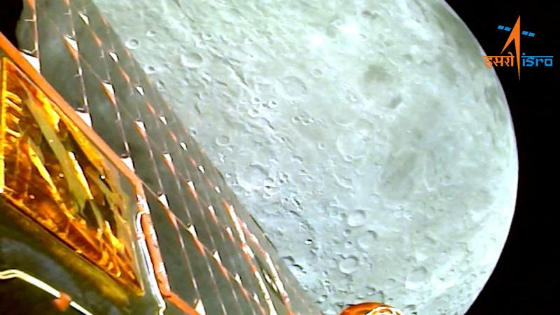 Ay’a tarihi iniş için geri sayım başladı