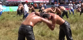 Gökbel’de başpehlivan Ali Gürbüz oldu