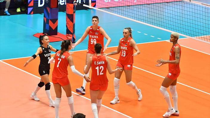 Filenin Sultanları, Almanya’yı 3-0’la geçti