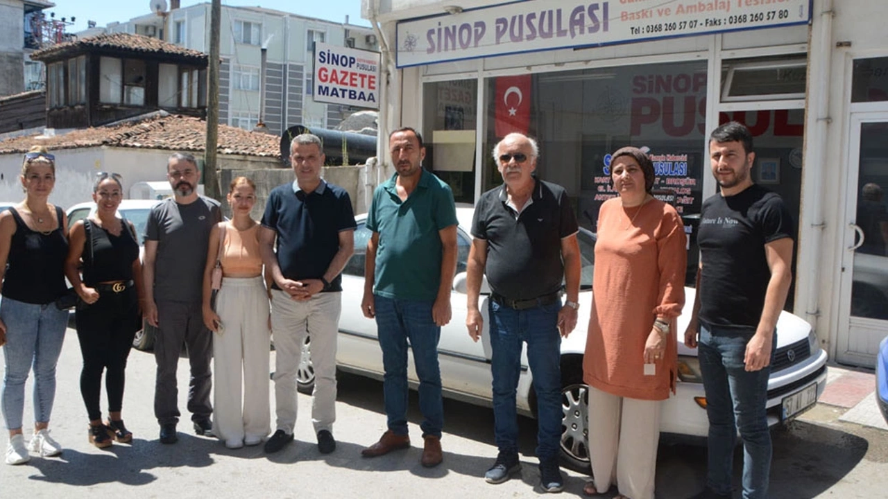 SİNOP PUSULASI GAZETESİNDE DEVİR İŞLEMİ GERÇEKLEŞTİ