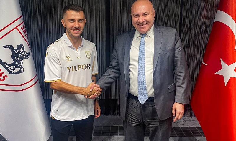 Samsunspor, Galatasaray’da forma giyen Emre Kılınç ile 3 yıllık sözleşme imzaladı.