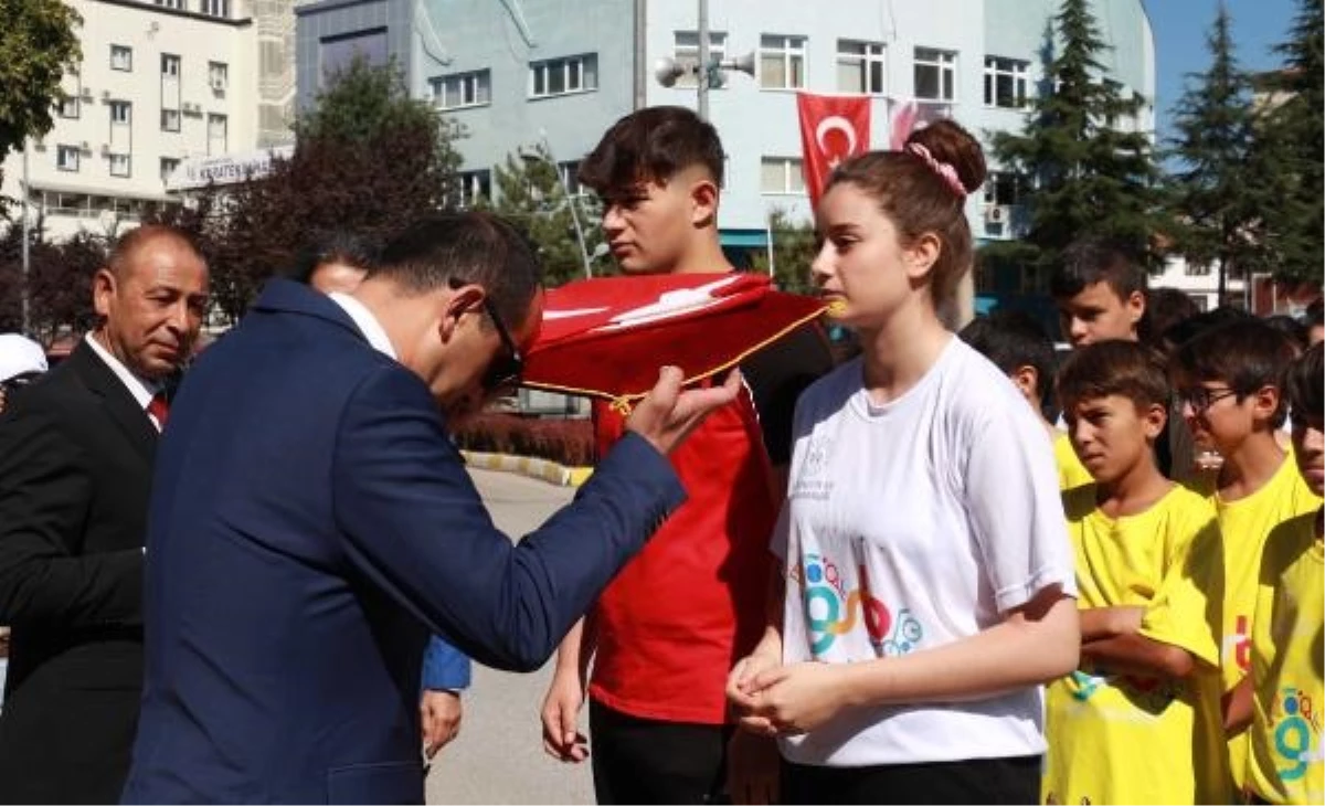 Çankırı’da Atatürk’ün Şapka Devrimi’nin 98. yıl dönümü törenle kutlandı