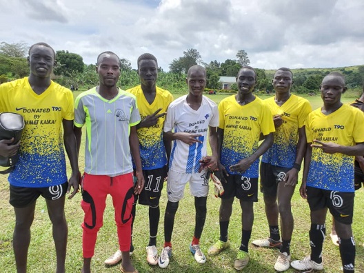 Bir hayalin peşinden gitti, Uganda’da futbol takımı satın aldı