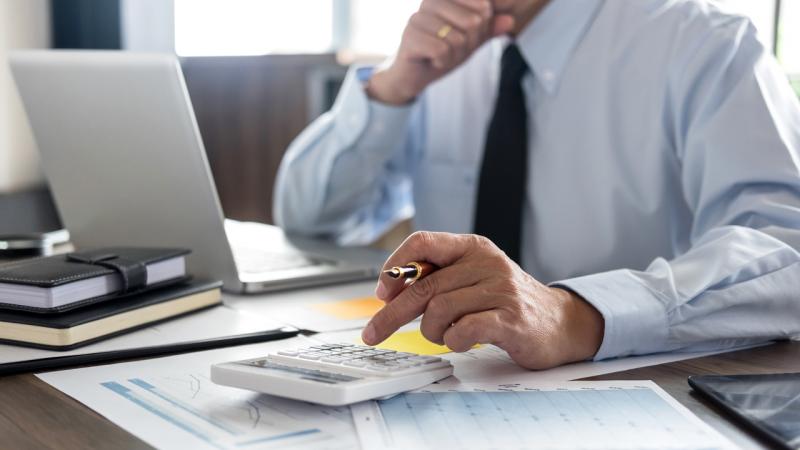 Yunanistan’da günlük çalışma süresi 13 saat oluyor