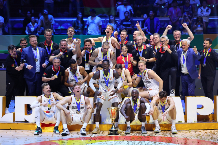 Almanya Dünya Kupası’nda şampiyon oldu