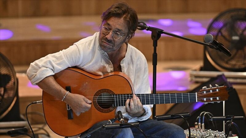 Gitar virtüözü Al Di Meola, Başkentte konser verdi