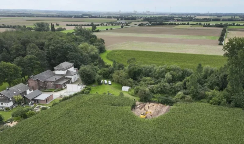 Almanya’nın kuzeybatısındaki Erwitte’de keşfedilen özel kat planına sahip bilinmeyen bir kilise