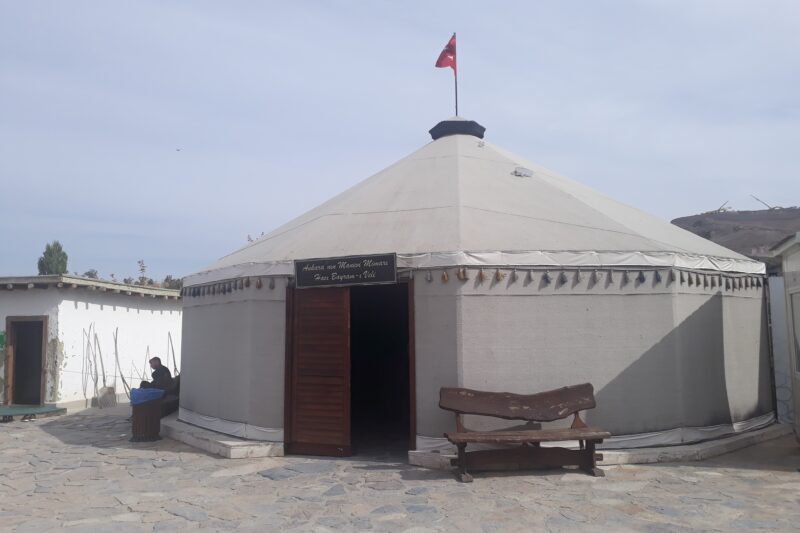 Hacı Bayram Veli Hz. Kültür Evi Ve Çadırı Ziyaretçilerini Ağırlıyor(Özel Haber)