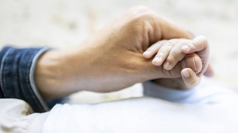 Nüfusu azalan Yunanistan’da yeni doğan bebek sayısı 2022’de geriledi