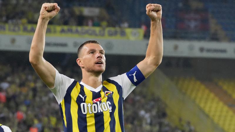 Fenerbahçe Süper Lig’den milli takımlara 19 takım oyuncu gönderdi
