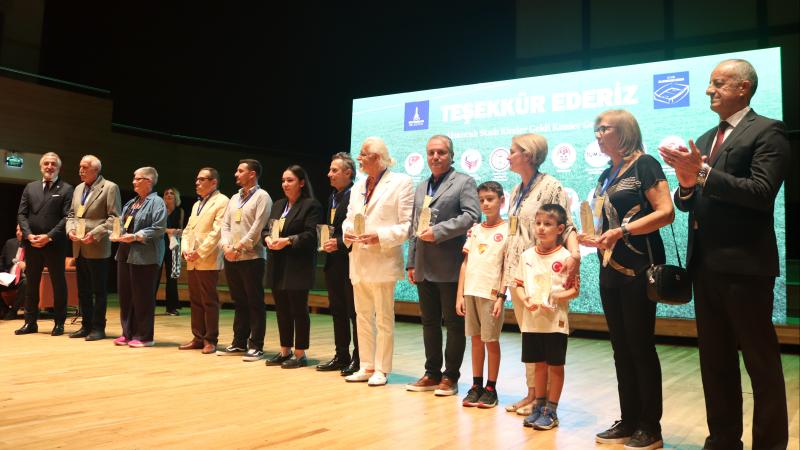 İzmir futbolunun efsaneleri bir araya geldi