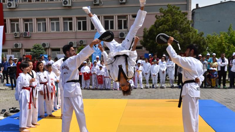 Milli sporcular beden eğitimi öğretmeni olarak atandı