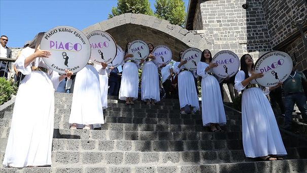 Kültür ve Turizm Bakanlığınca düzenlenen Türkiye Kültür Yolu Festivallerinin 9. durağı “Sur Kültür Yolu Festivali” başladı.