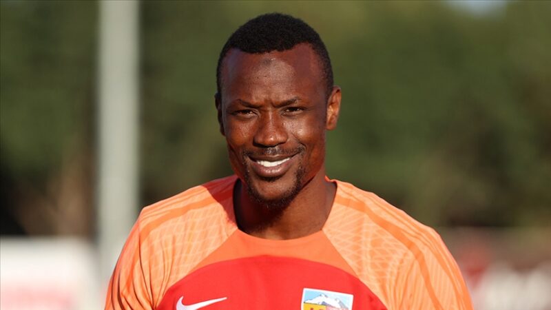 Kayserispor’un gol yükünü Mame Thiam sırtlıyor