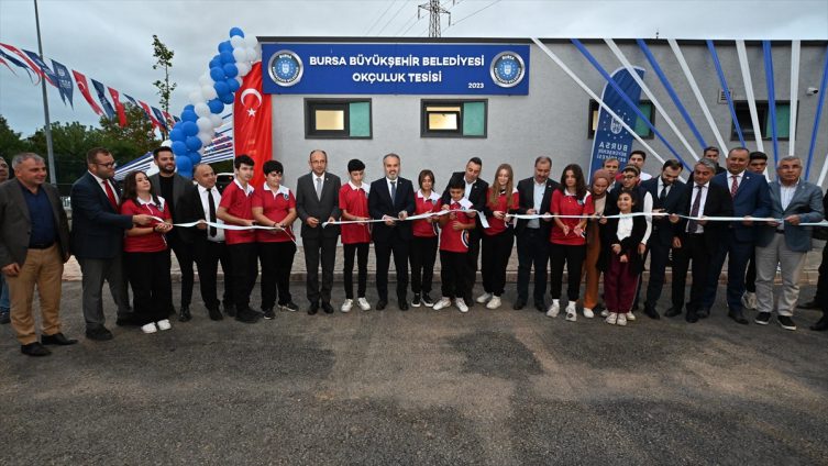 Bursa’da okçuluk tesisi açıldı