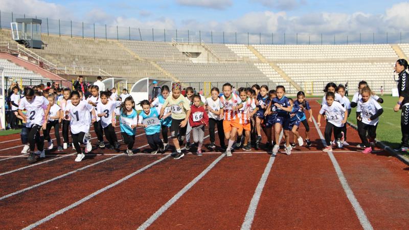Balıkesir Bandırma’da 100. Yıl Atletizm Yarışmaları yapıldı