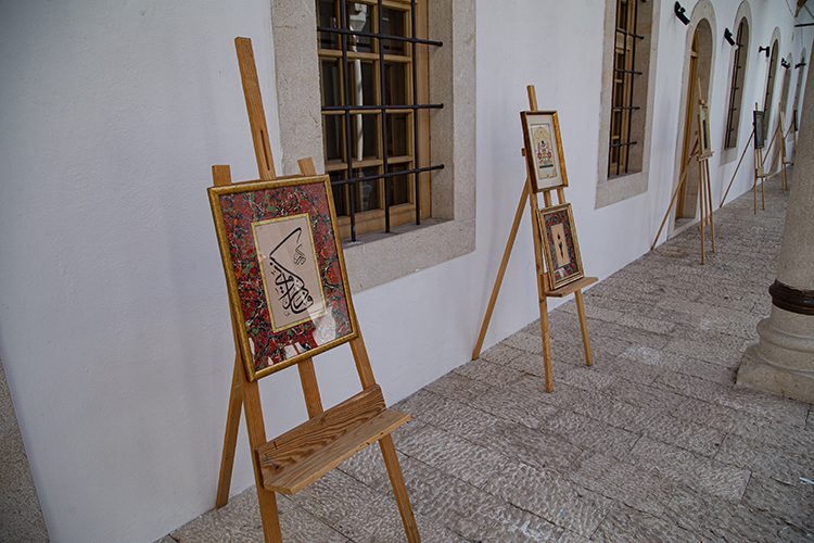 Bosna Hersek’in başkenti Saraybosna’da “Geleneksel Türk Sanatları Sergisi” açıldı