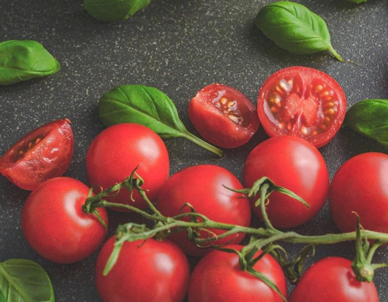 Kahvaltıda yediğimiz çiğ domates farkında olmadan tüm organlarımıza zarar veriyor