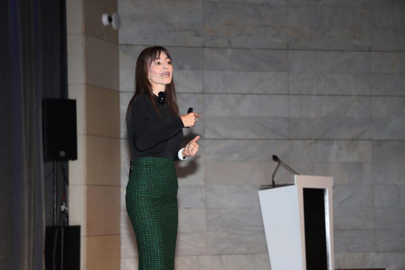 Teknolojinin Esiri Değil, Teknolojiyi Yöneten Çocuklar