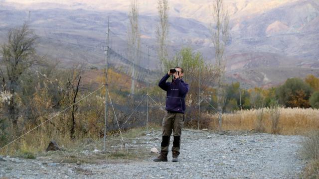 İsveçli kuş bilimci, Iğdır’da halkalama ve araştırma yapıyor