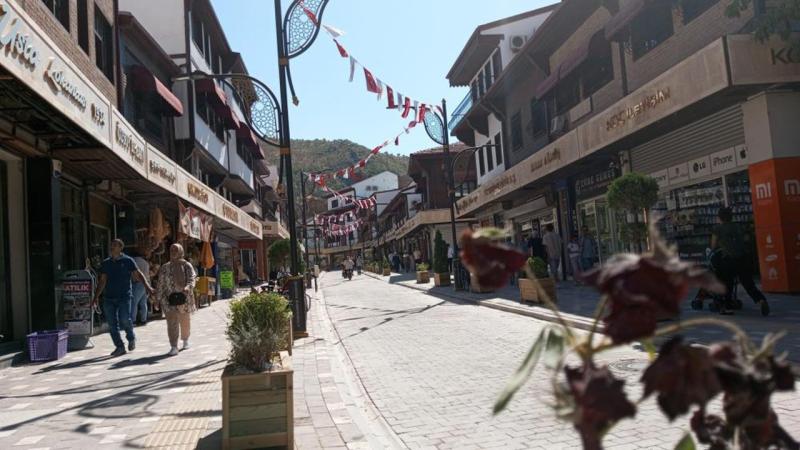 Afyonkarahisar’daki tarihi Uzun Çarşı bugün açılacak