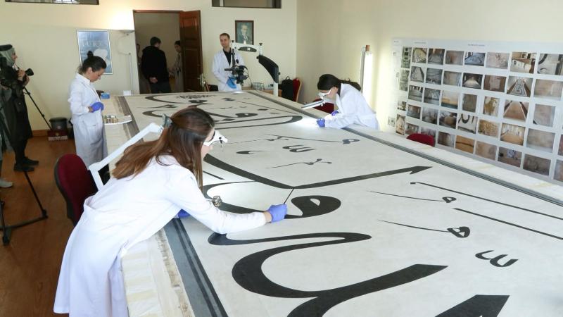 Sultan II. Mahmud’un imzasını taşıyan levhanın restorasyonunda sona doğru