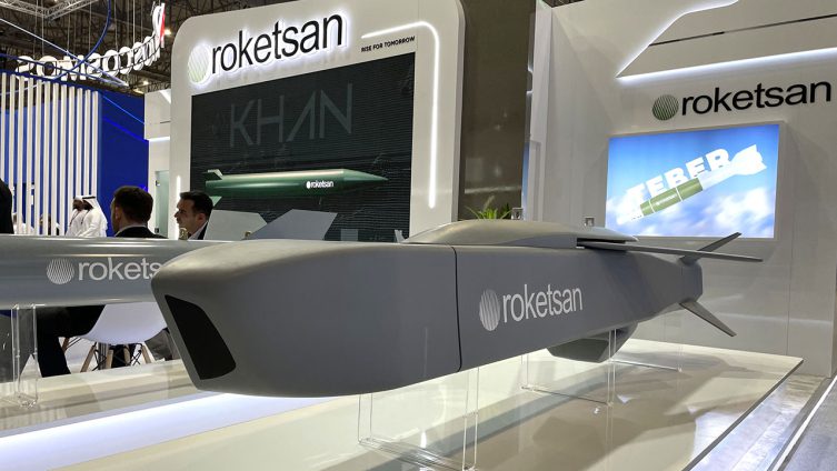 Roketsan son teknoloji ürünleriyle Körfez’de