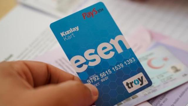 Esen Kart 11 ilde 64 bin afetzede aileye ulaştırıldı