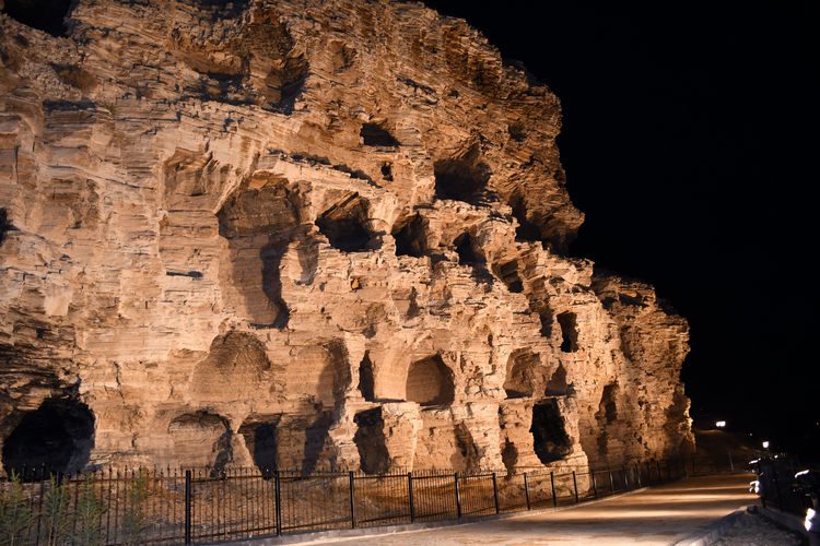 Sivas’ın mağara apartmanları ziyaretçilerini ağırlıyor