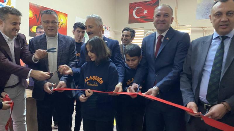 Alaşehir’de “Matematik Atölyesi” açıldı
