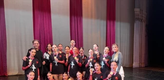Türk Dansçılar Uluslararası Dans Yarışması’nda Birincilik Elde Etti