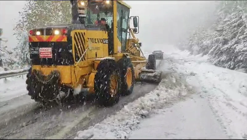 Karayolları Beypazarı 43. Şube Şefliği Karla Mücadele Çalışması Yürütüyor
