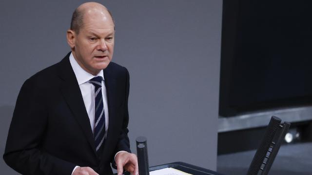 Scholz İsrail Savaş Kabinesi Üyesi Benny Gantz ile görüştü