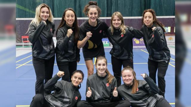 Milli badmintoncular elemelerde Bulgaristan’ı yenerek finallere yükseldi