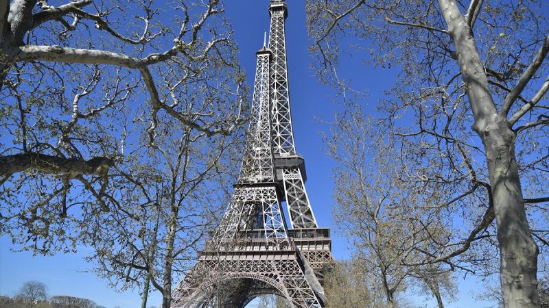Eyfel Kulesi tasarımcısı Eiffel’in ölümünün 100. yılında grev nedeniyle kapalı kaldı