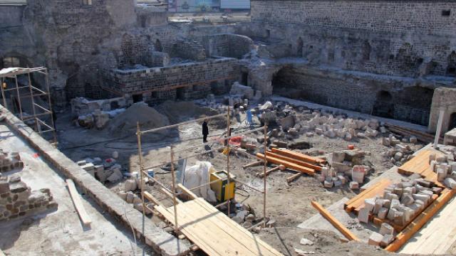 Kervanların mekanı 504 yıllık hanın restorasyonunda sona gelindi