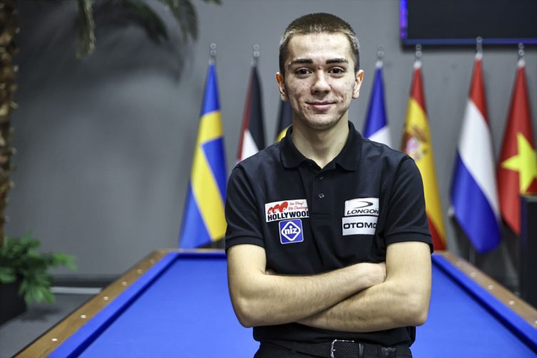 Milli bilardocu Burak Haşhaş’ın hedefi büyüklerde dünya şampiyonluğu