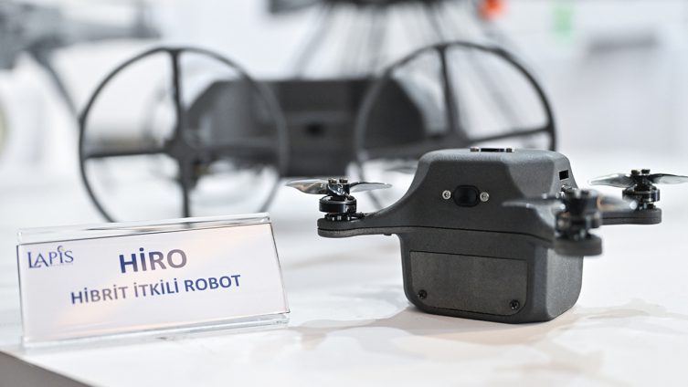Savunma sanayiinden “yavru dronlu” hibrit robot