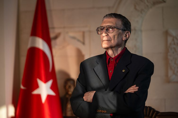 Cumhuriyet’in 100. yılı için yazılan mektup Nobel ödüllü Sancar’a teslim edildi