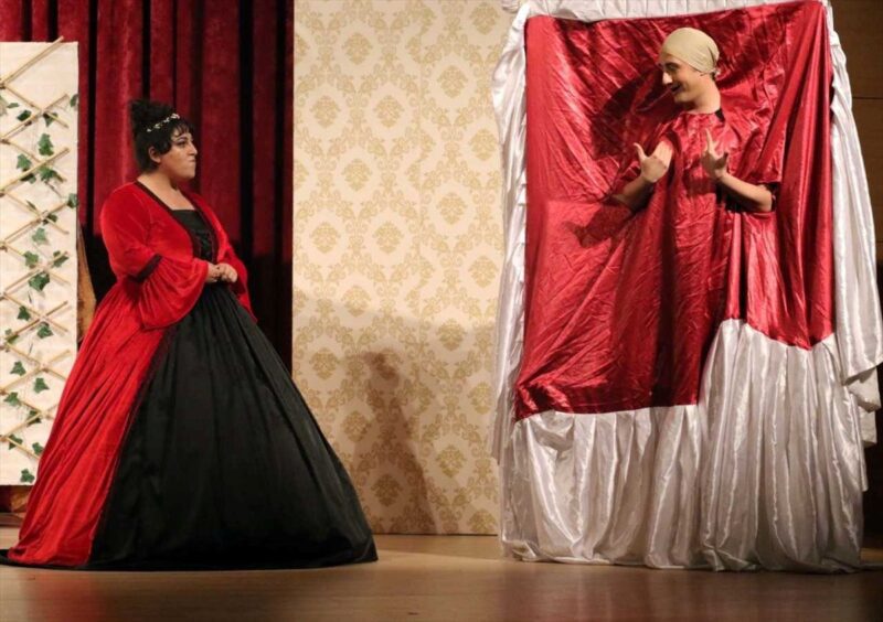 KBÜ’de “Masal Gecesi” oyunu sahnelendi