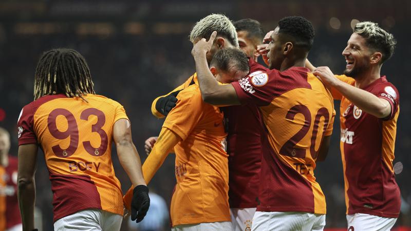 Galatasaray evinde galip