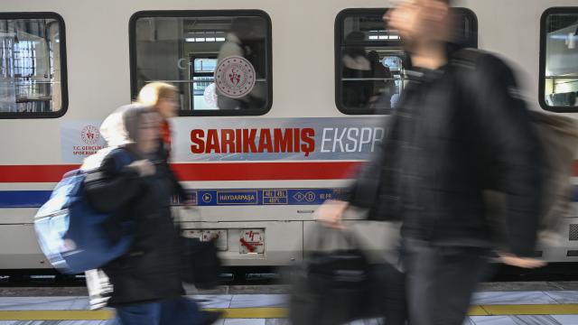 Sarıkamış Ekspresi Ankara’dan hareket etti