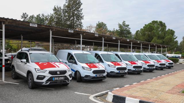 Türkiye’den KKTC polisine araç ve ekipman desteği